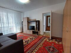 Titan metrou 10 minute mers, Potcoava, foarte curat, et.1/4, Intr Badeni